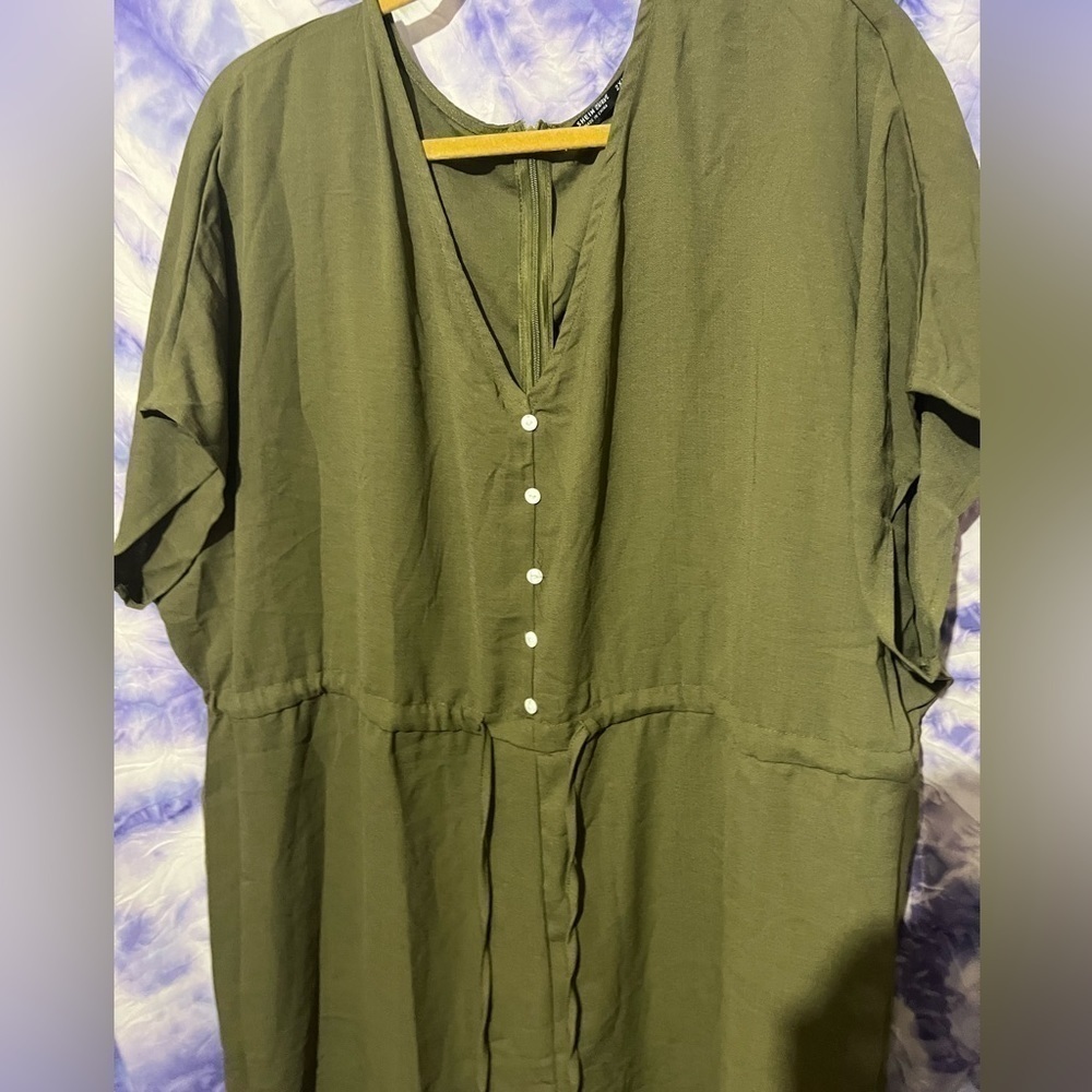 Shein Curve Women's Green Shorts Jumpsuit Size 2XL - Picture 4 of 9